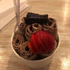 Meet your Posher, Deborah